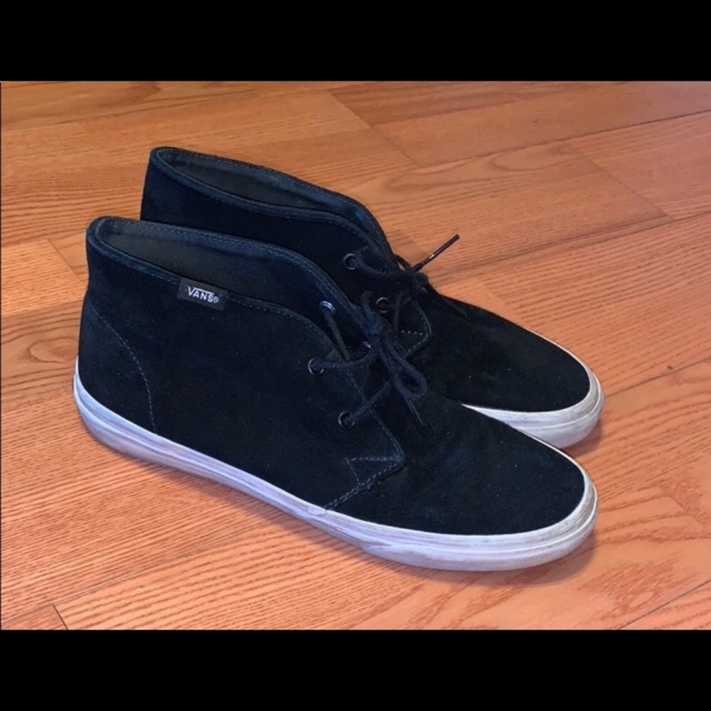 Woman Sz 8 Men 6.5 Black Suede High Top VANS